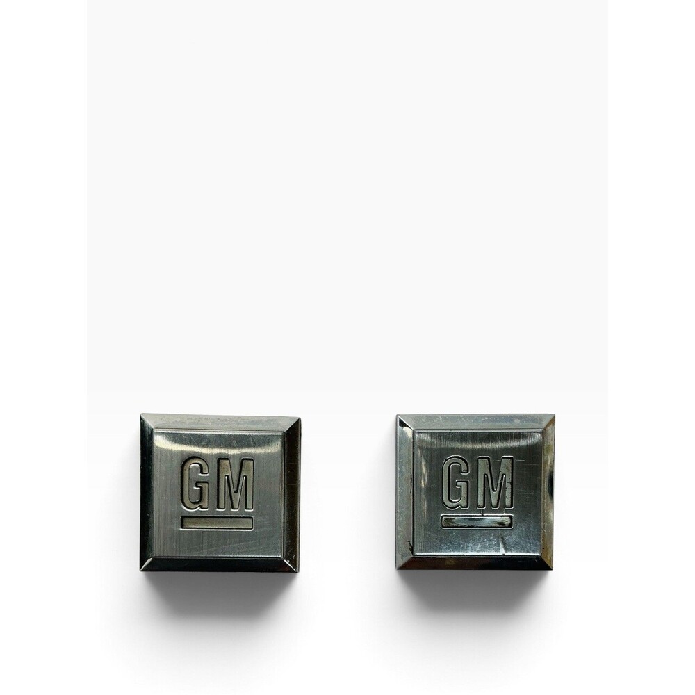 GM Mark of Excellence Emblem Pair OEM Doors Sides Plastic 1 Inch Emblem Squares